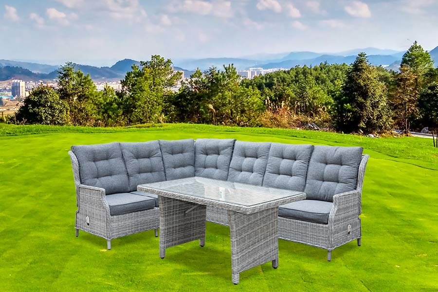 Cad iad na hÁbhair is Fearr le haghaidh Sofas Gairdín Patio?