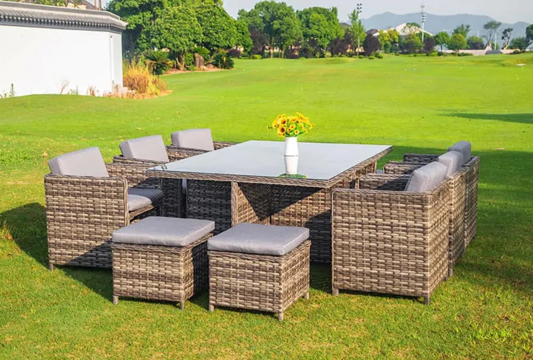 Feast in Style: Faigh amach só agus compord le Tábla itheacháin 11Pcs